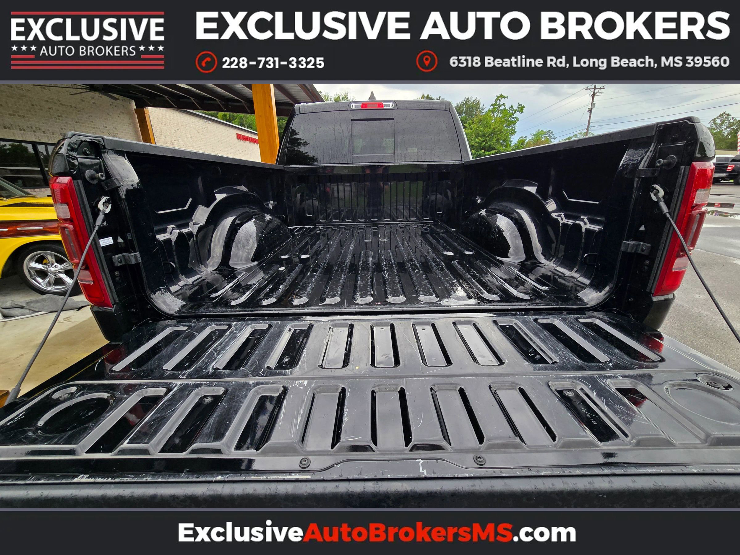 Used 2023 RAM 1500 Laramie image 17
