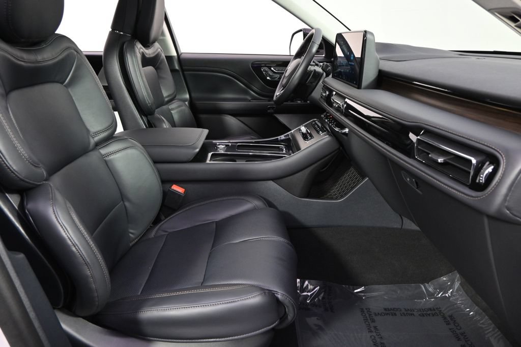 New 2026 Lincoln Aviator Reserve AWD/4WD image 16
