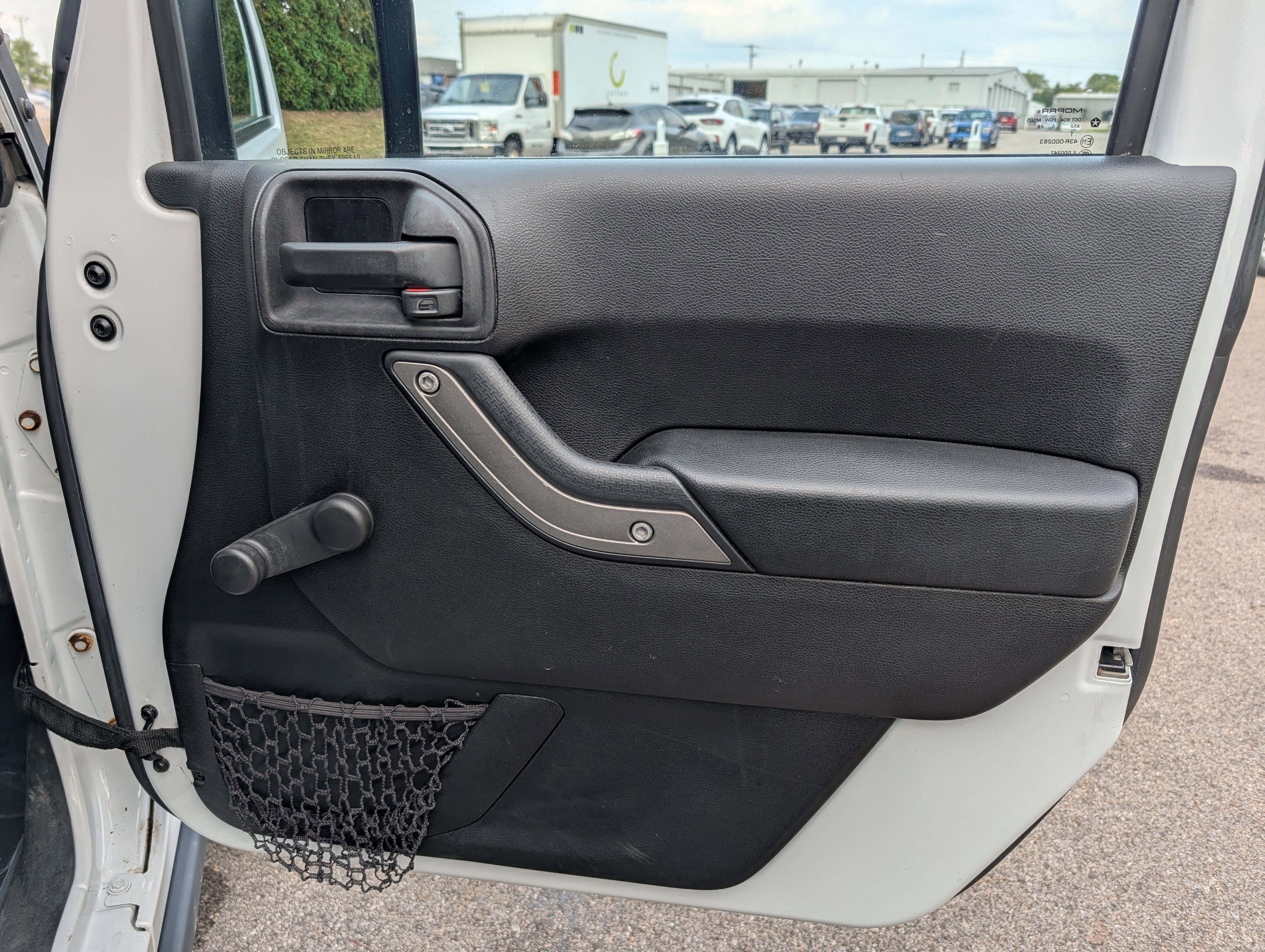 Used 2015 Jeep Wrangler Sport image 25