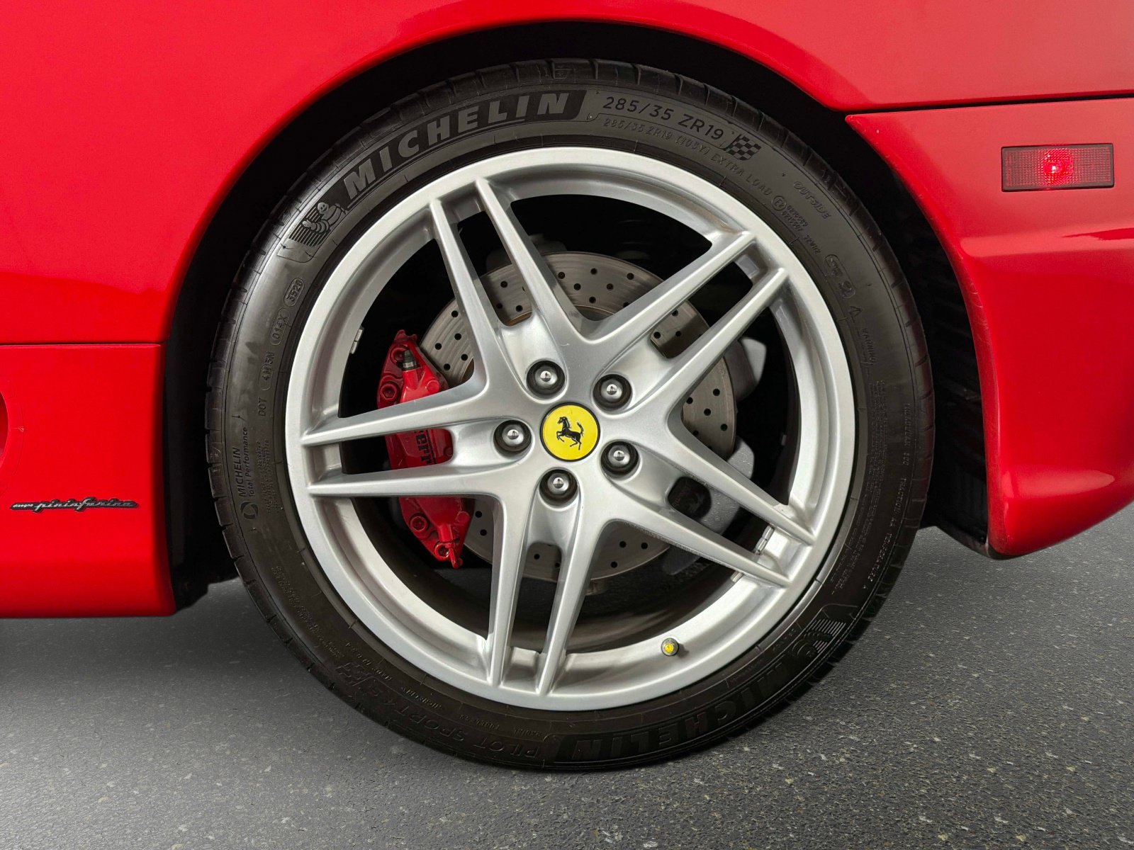 Used 2001 Ferrari 360 Spider RWD image 12