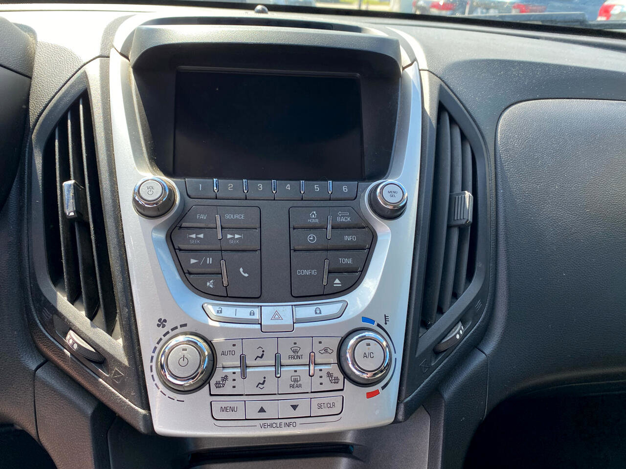 Used 2013 Chevrolet Equinox LT w/ Safety Package image 24