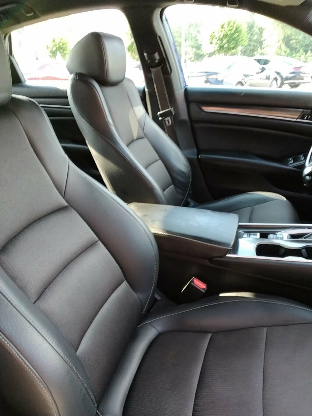 Used 2022 Honda Accord Sport image 11