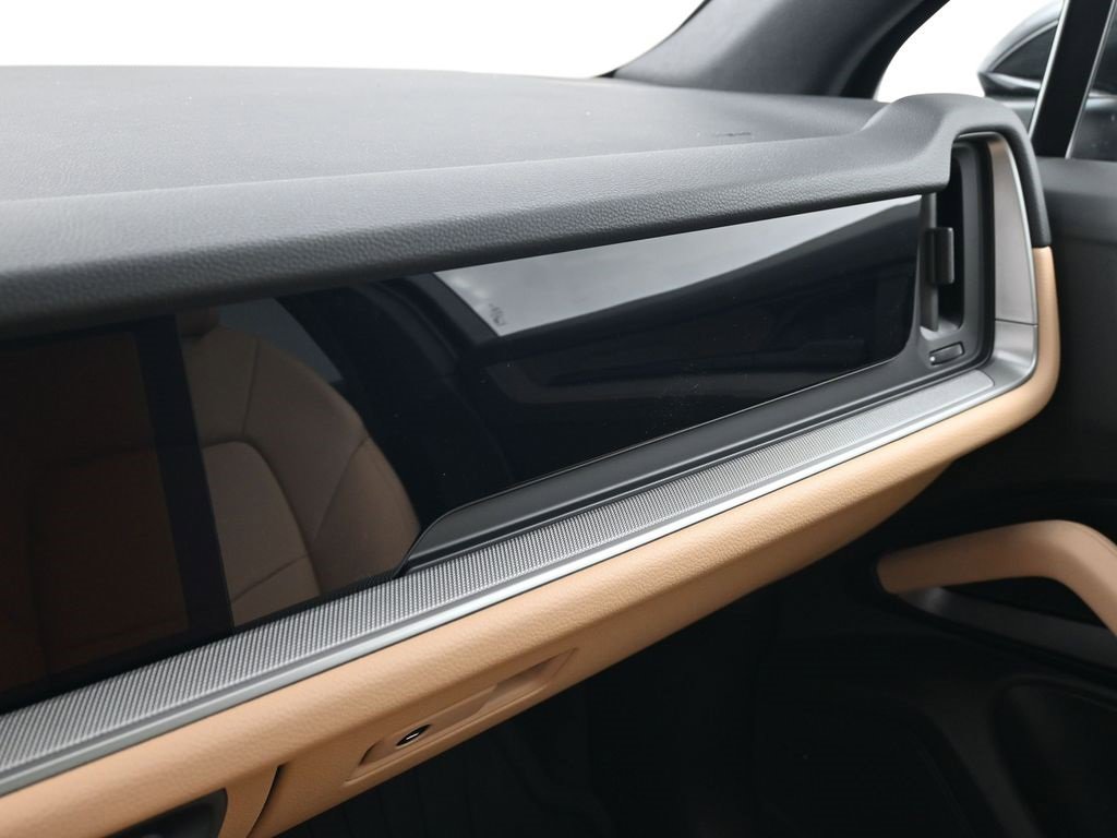 New 2026 Porsche Cayenne image 22