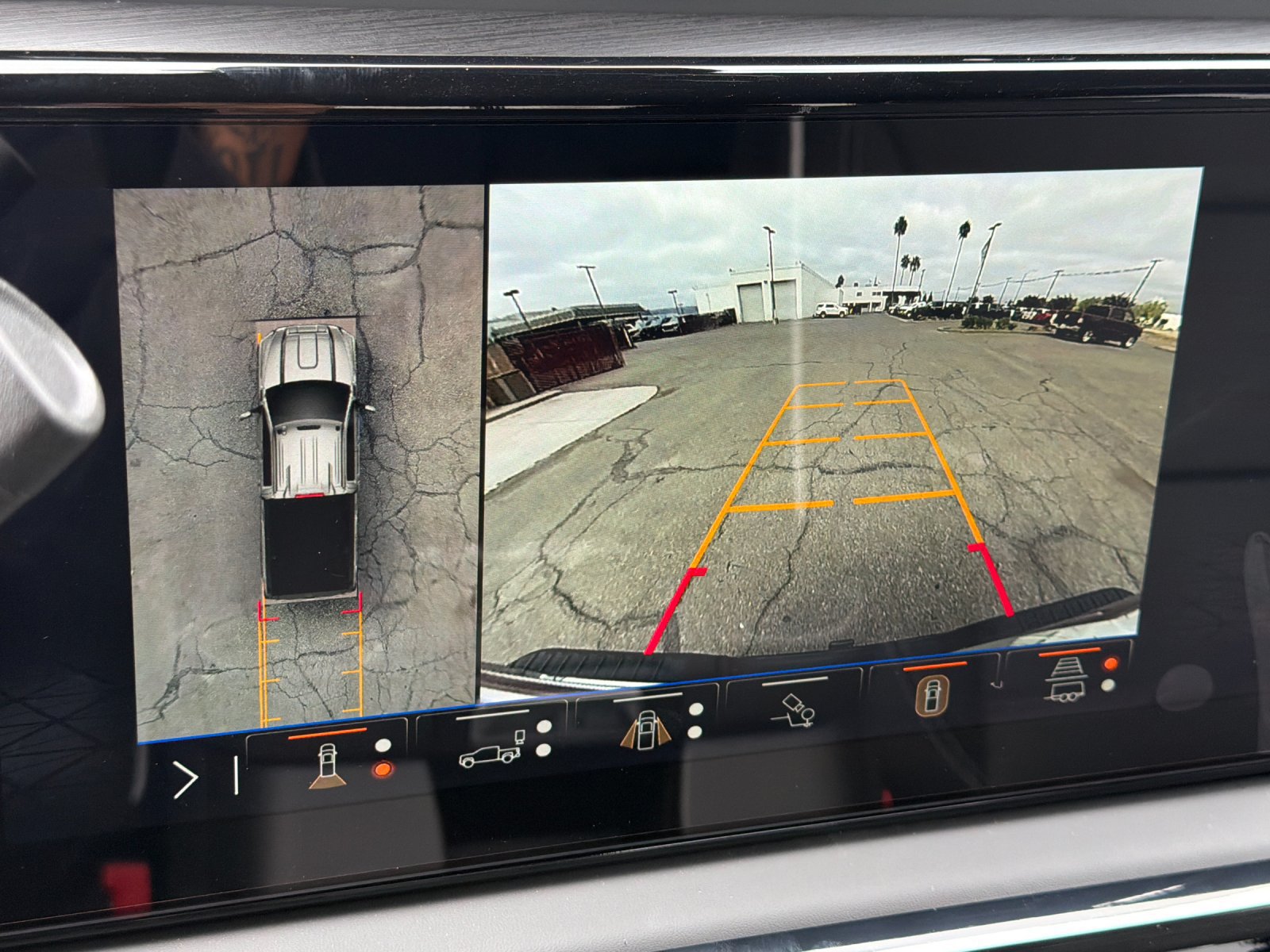New 2026 GMC Sierra 2500 AT4X AWD/4WD image 18