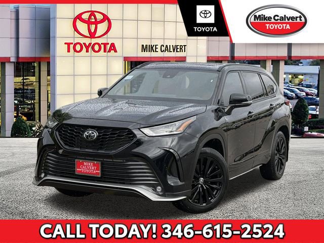 Used 2023 Toyota Highlander XSE image 1