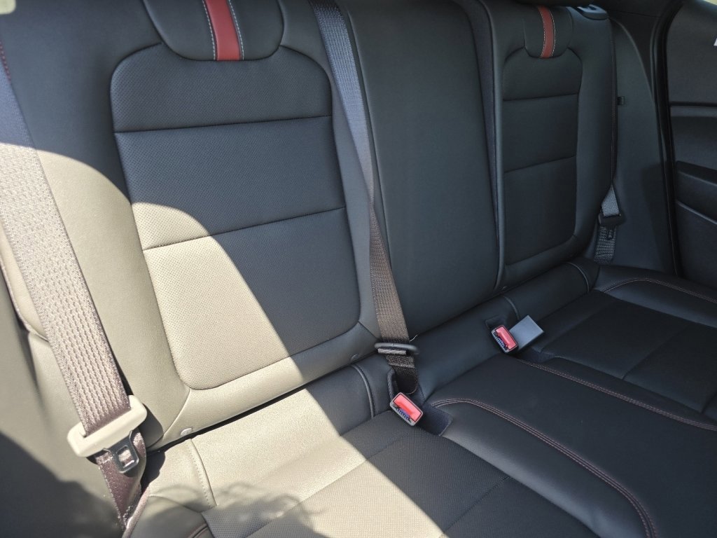 New 2026 Chevrolet Trax RS w/ Sunroof Package FWD image 17