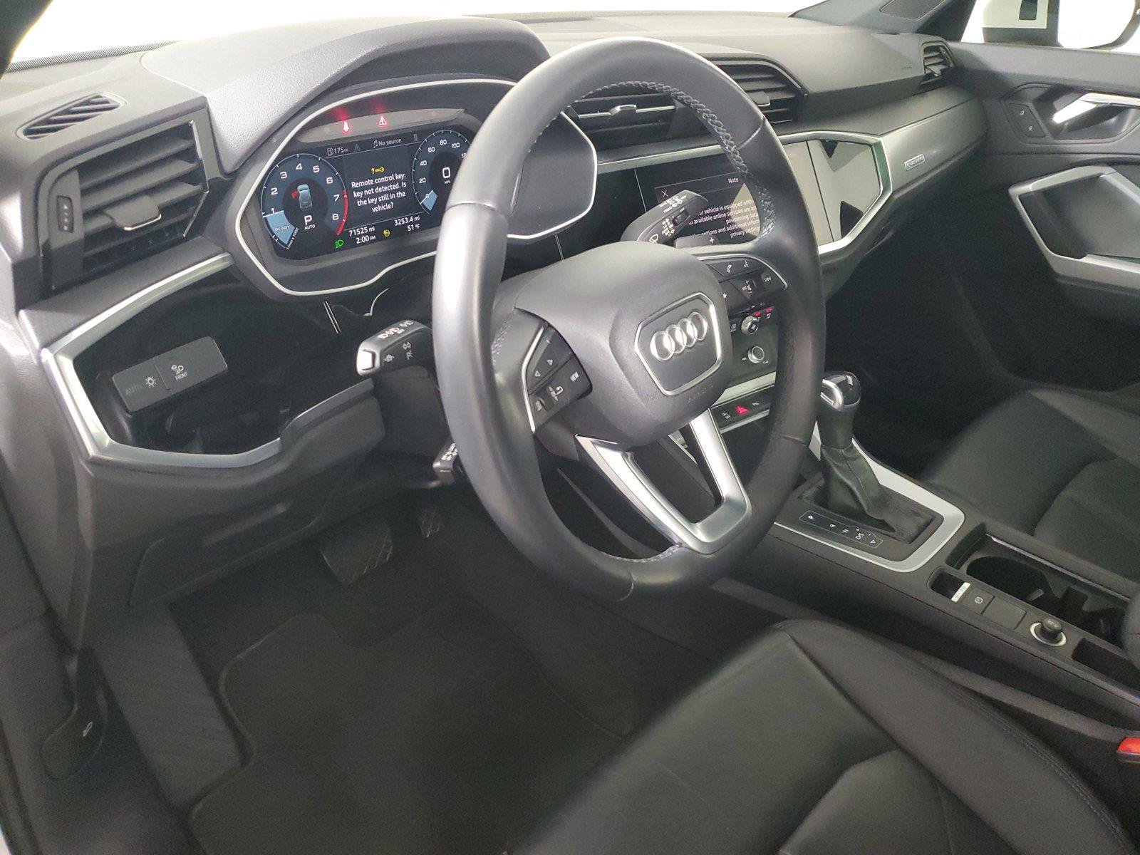 Used 2023 Audi Q3 2.0T Premium AWD/4WD image 24