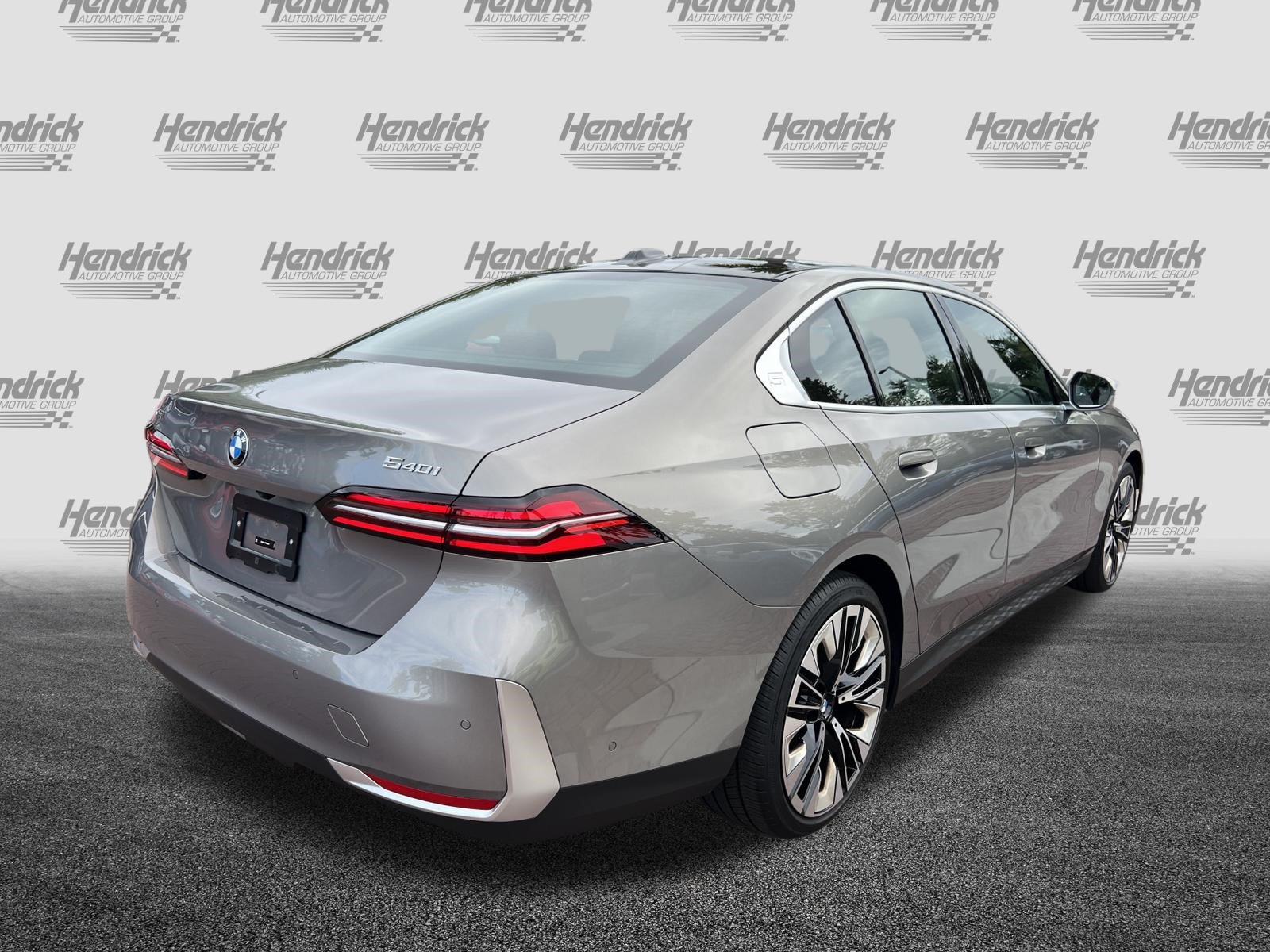Certified 2026 BMW 540i xDrive AWD/4WD image 10