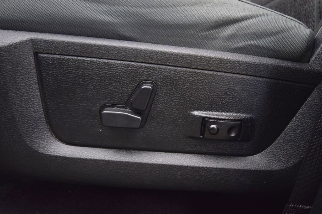 Used 2017 RAM 1500 Big Horn image 27