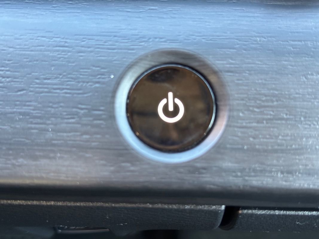 Used 2023 Nissan Ariya Engage image 35