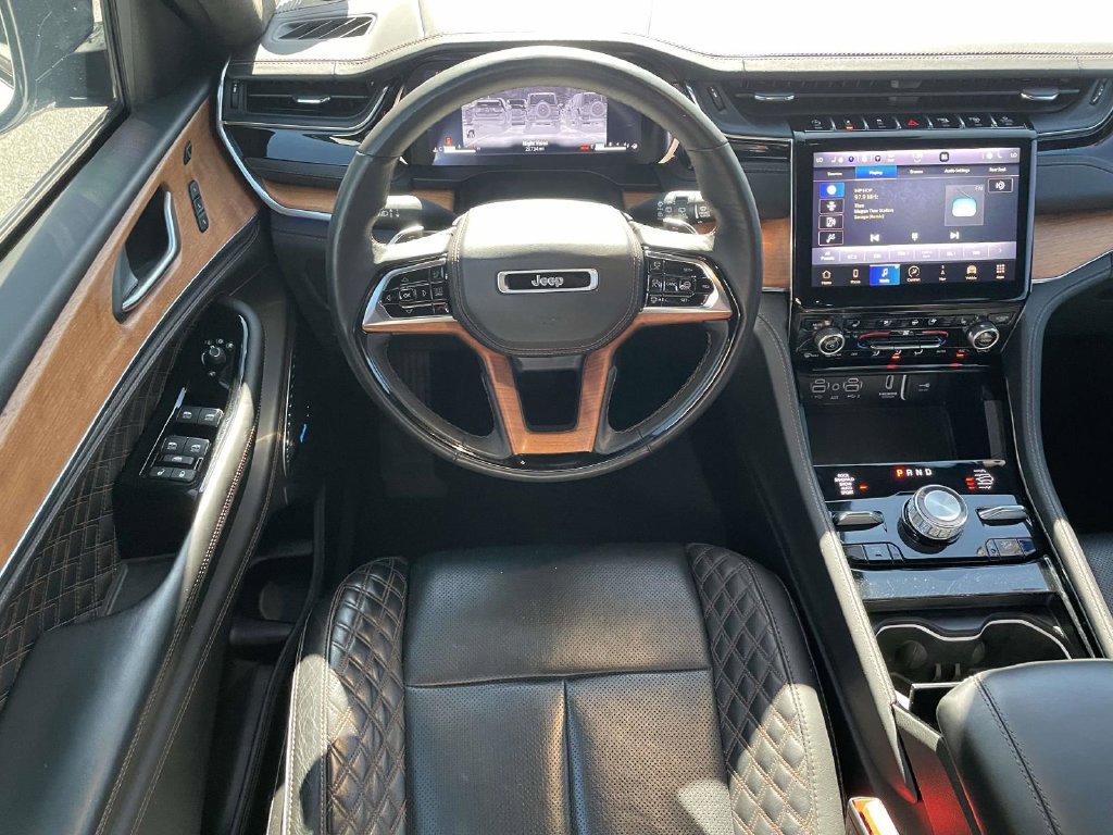 Certified 2023 Jeep Grand Cherokee L Summit AWD/4WD image 24