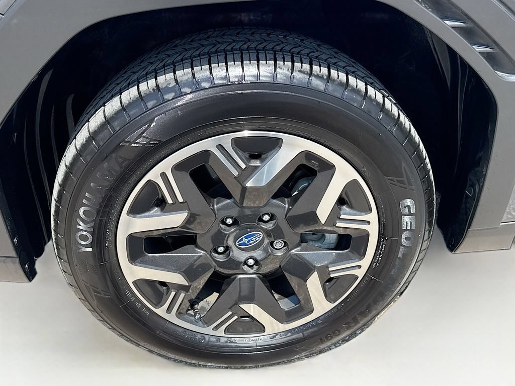 Certified 2025 Subaru Forester Premium w/ Convenience Package #1 AWD/4WD image 42