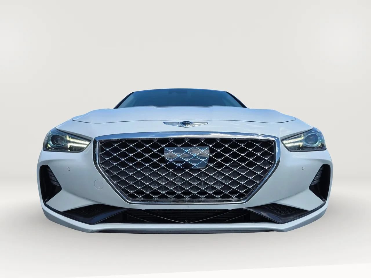 Used 2020 Genesis G70 2.0T w/ Elite Package AWD/4WD image 9