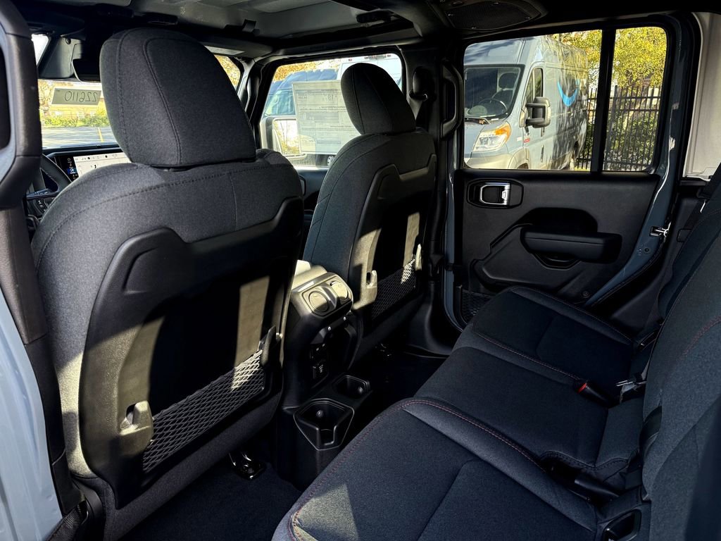 New 2026 Jeep Gladiator Rubicon w/ Safety Group image 27