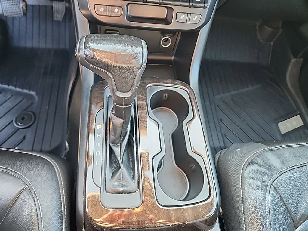 Used 2017 GMC Canyon SLT w/ Driver Alert Package image 18