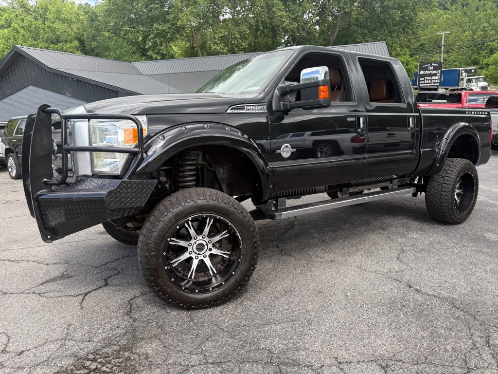 Used 2015 Ford F250 Platinum w/ FX4 Off-Road Package AWD/4WD image 3