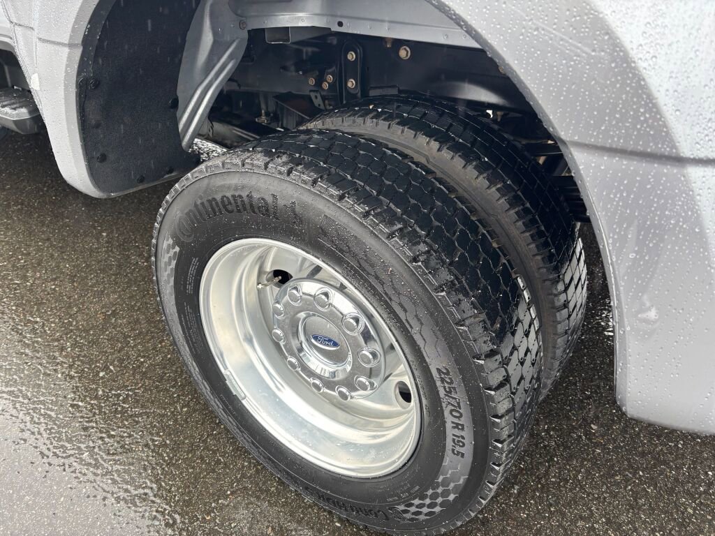 Used 2024 Ford F450 XLT w/ 360-Degree Camera Package image 11