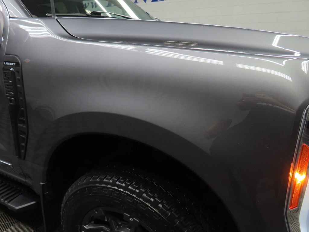 Used 2023 Ford F250 Lariat w/ Lariat Ultimate Package image 40