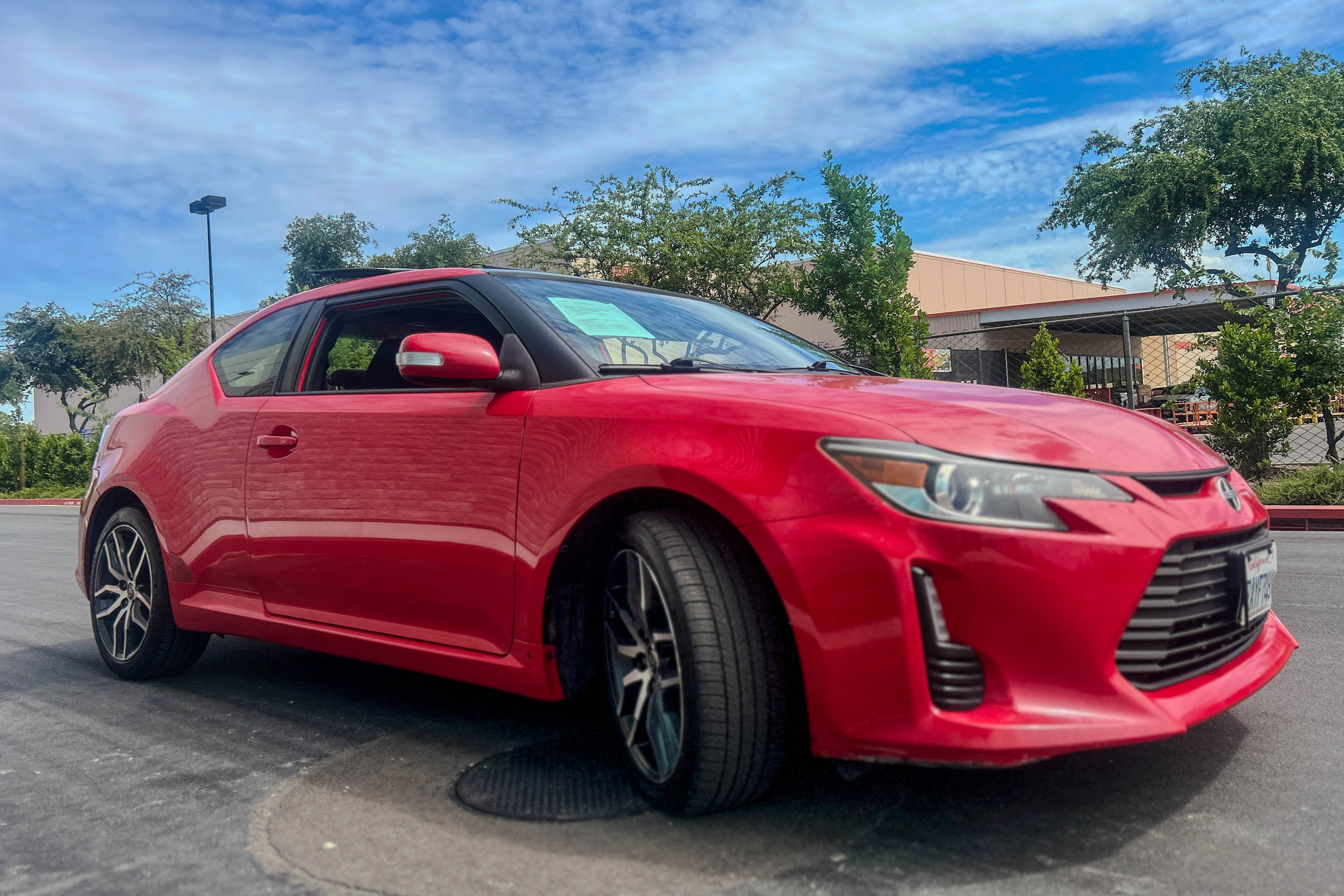 Used 2014 Scion tC FWD image 5