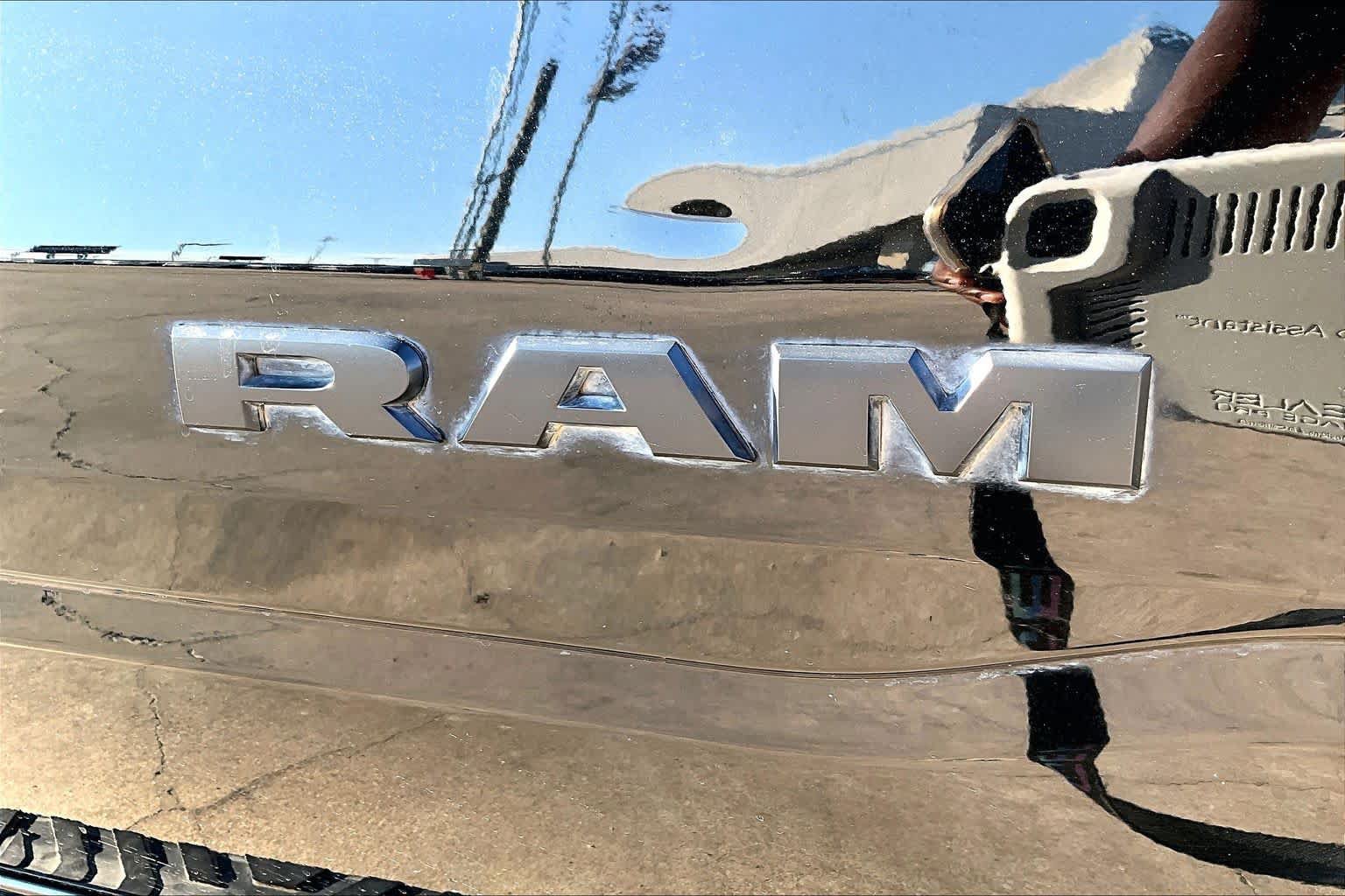 Used 2019 RAM 1500 Big Horn RWD image 10