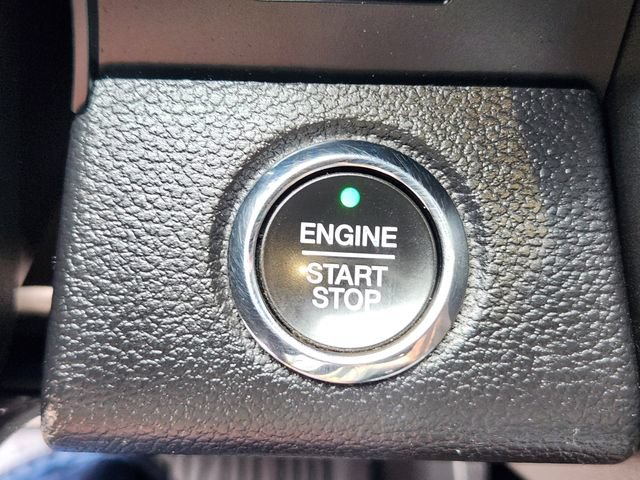 Used 2020 Ford Expedition XLT w/ FX4 Off-Road Package AWD/4WD image 19