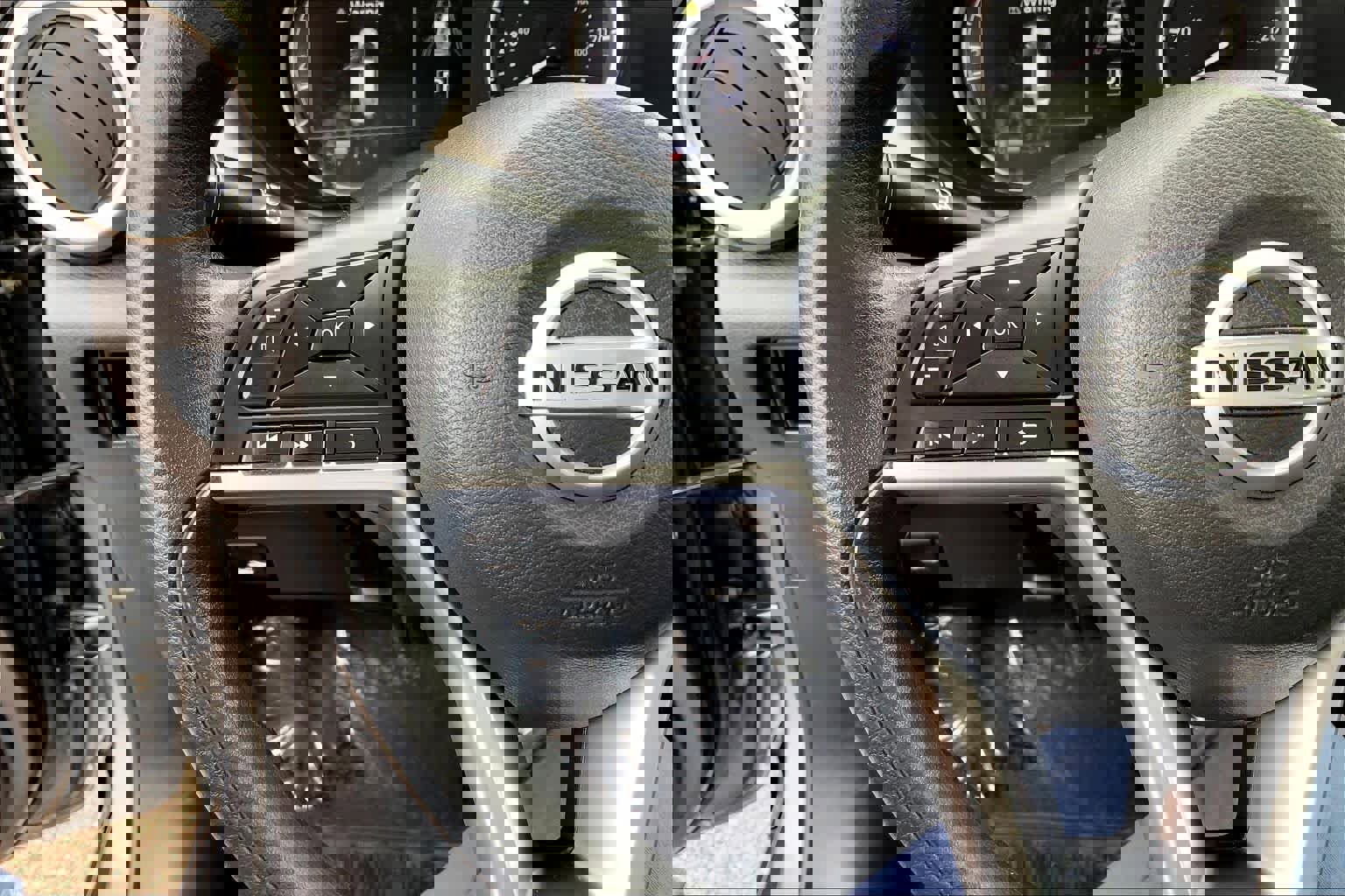 Used 2021 Nissan Versa SV image 22