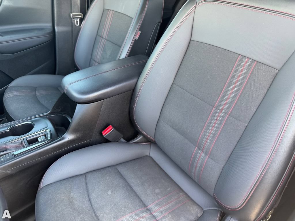 Used 2022 Chevrolet Equinox RS FWD image 10