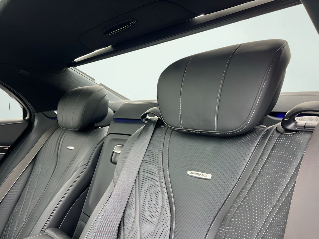 Used 2015 Mercedes-Benz S 63 AMG 4MATIC Sedan image 22