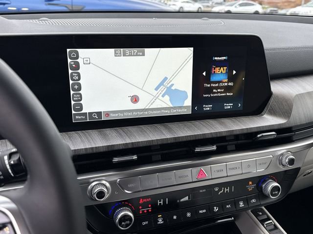 Used 2024 Kia Telluride EX w/ EX Captain's Chair Package FWD image 21