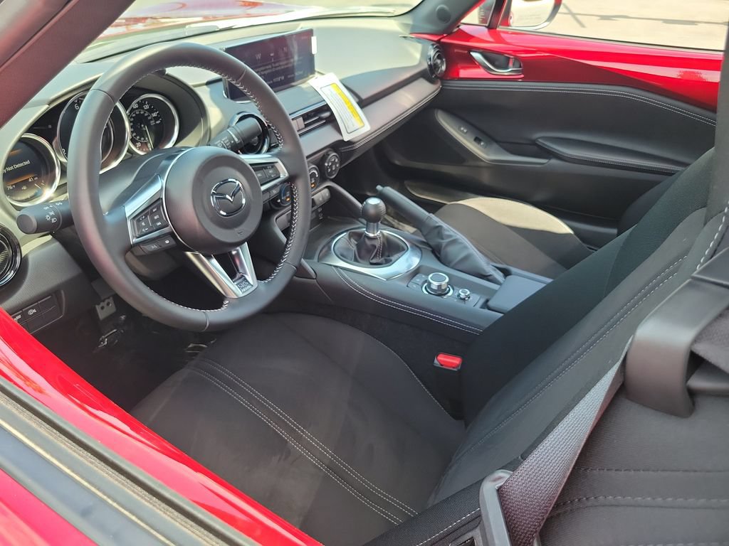 New 2026 MAZDA MX-5 Miata Club w/ Interior Package RWD image 3