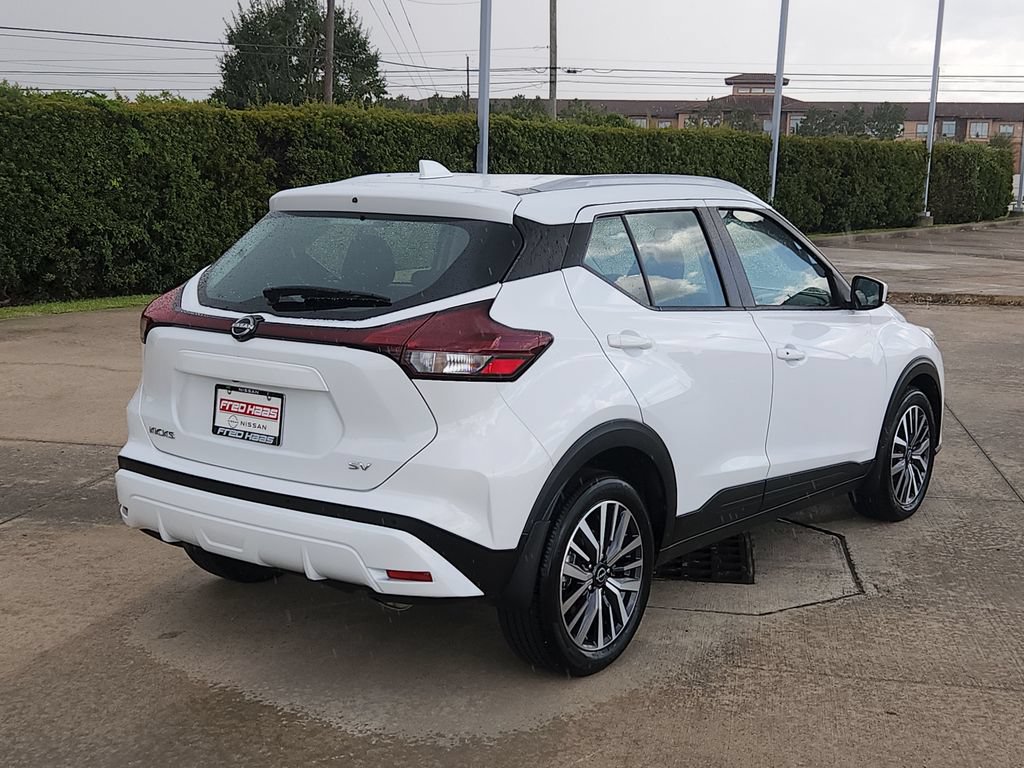 Used 2024 Nissan Kicks SV FWD image 5