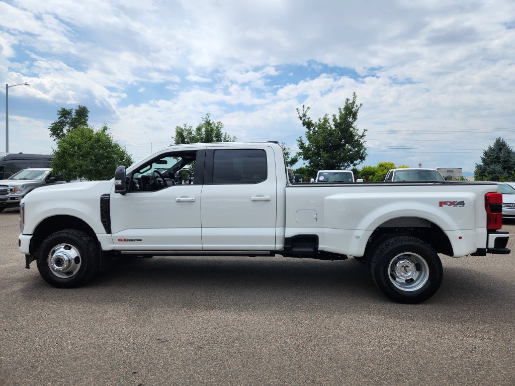 New 2026 Ford F350 Platinum AWD/4WD image 4