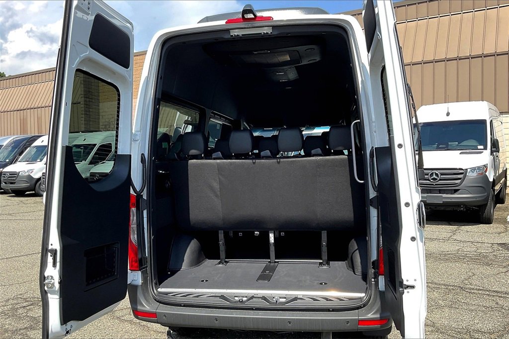 New 2025 Mercedes-Benz Sprinter 2500 image 6