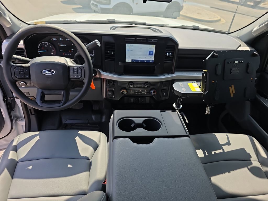 New 2024 Ford F250 XL AWD/4WD image 14
