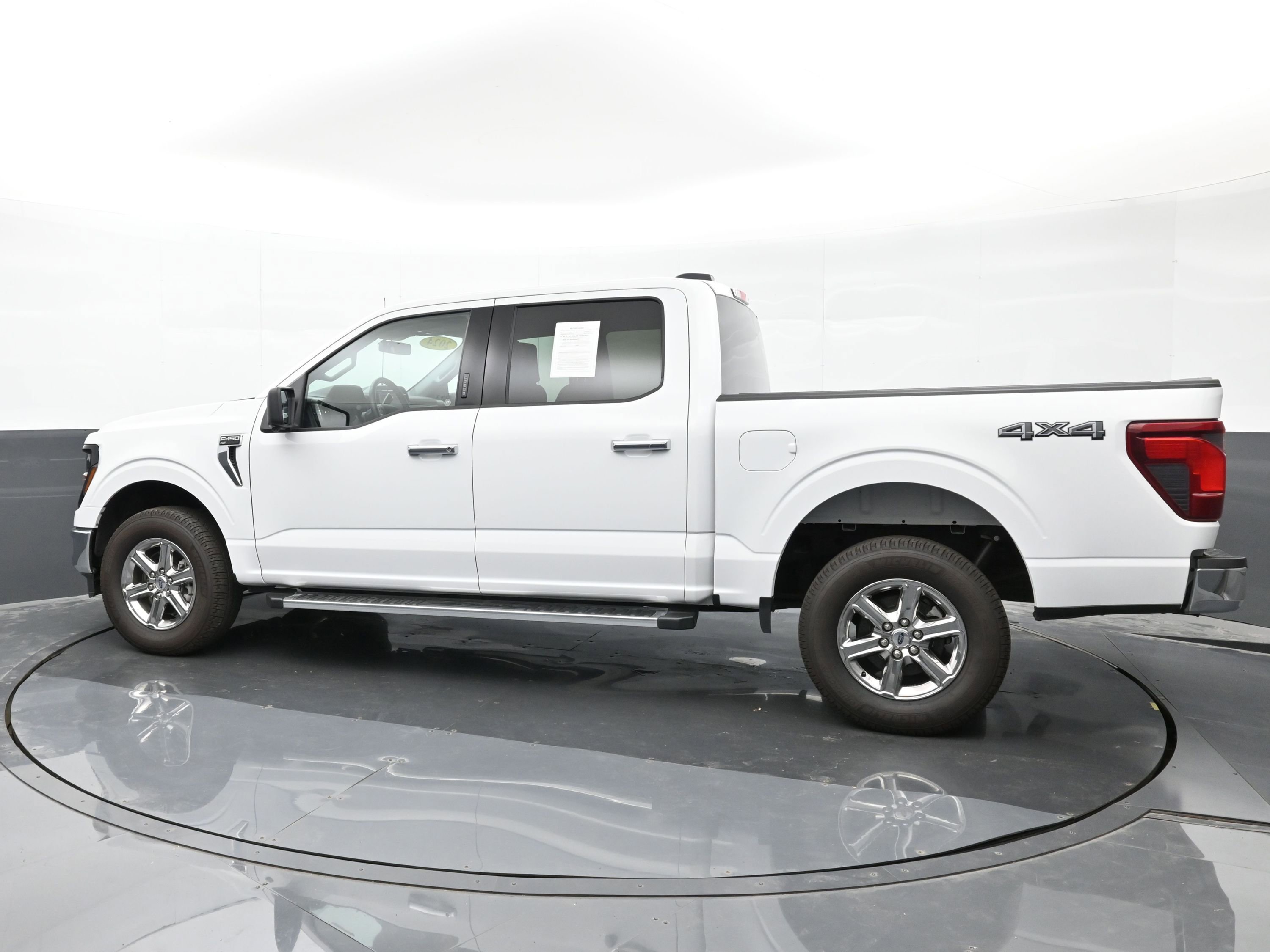 Used 2024 Ford F150 XLT image 5