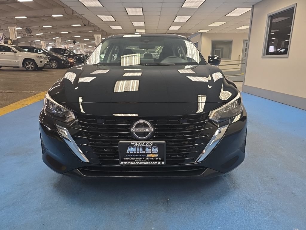 Used 2025 Nissan Sentra SV w/ All-Weather Package FWD image 17