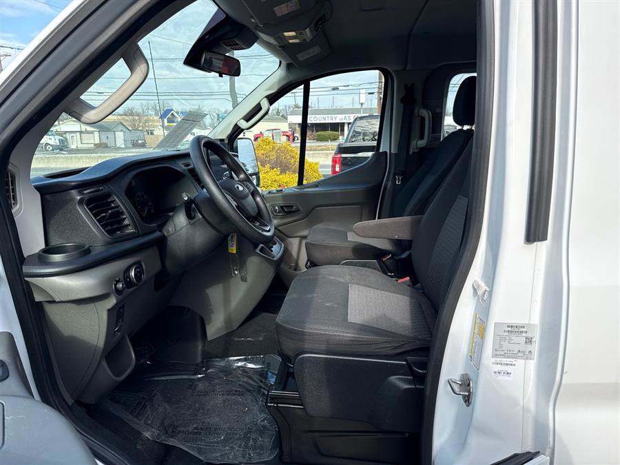 Used 2022 Ford Transit 350 XLT image 34