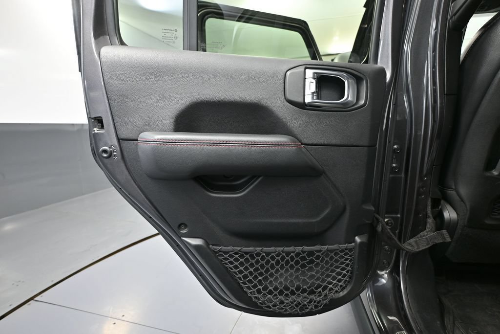 Used 2020 Jeep Wrangler Unlimited Rubicon w/ LED Lighting Group AWD/4WD image 27