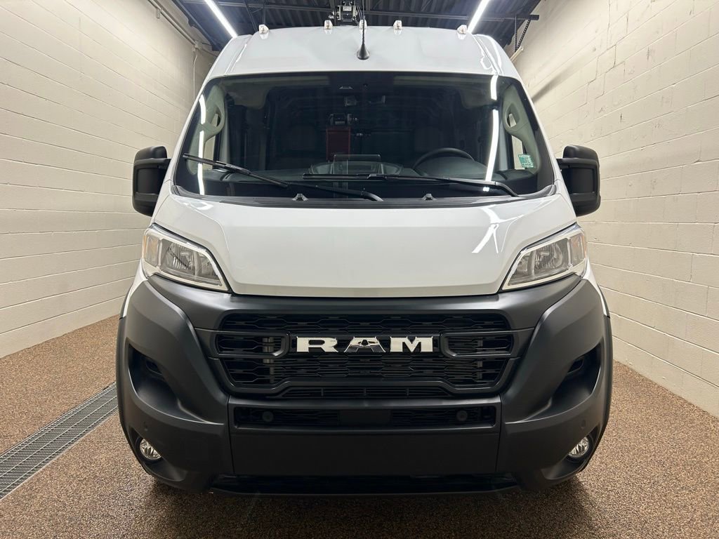 Used 2025 RAM ProMaster 2500 w/ Premium Convenience Group image 6