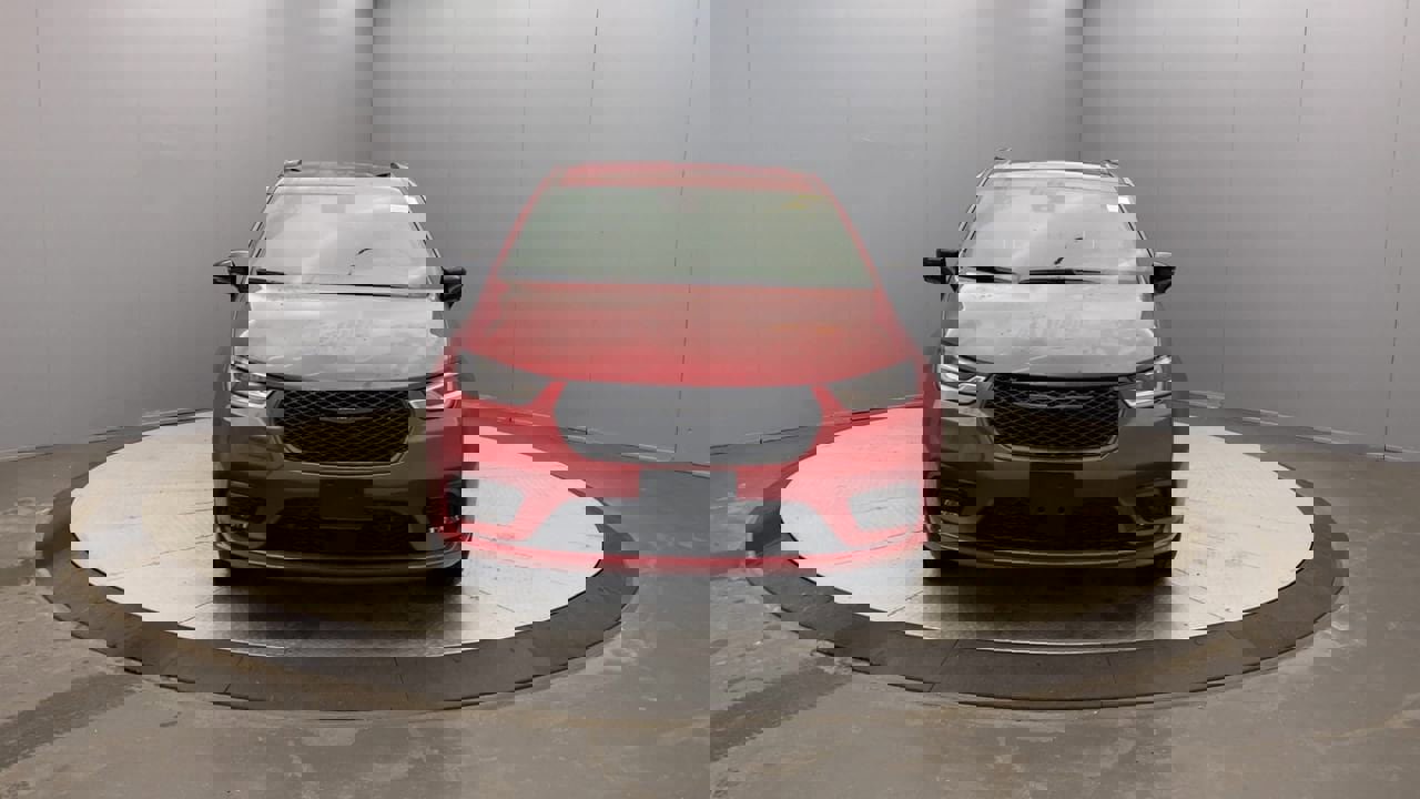 New 2026 Chrysler Pacifica Select w/ S Appearance Package image 8