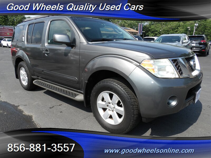 Used 2008 Nissan Pathfinder SE w/ Premium Pkg AWD/4WD image 3