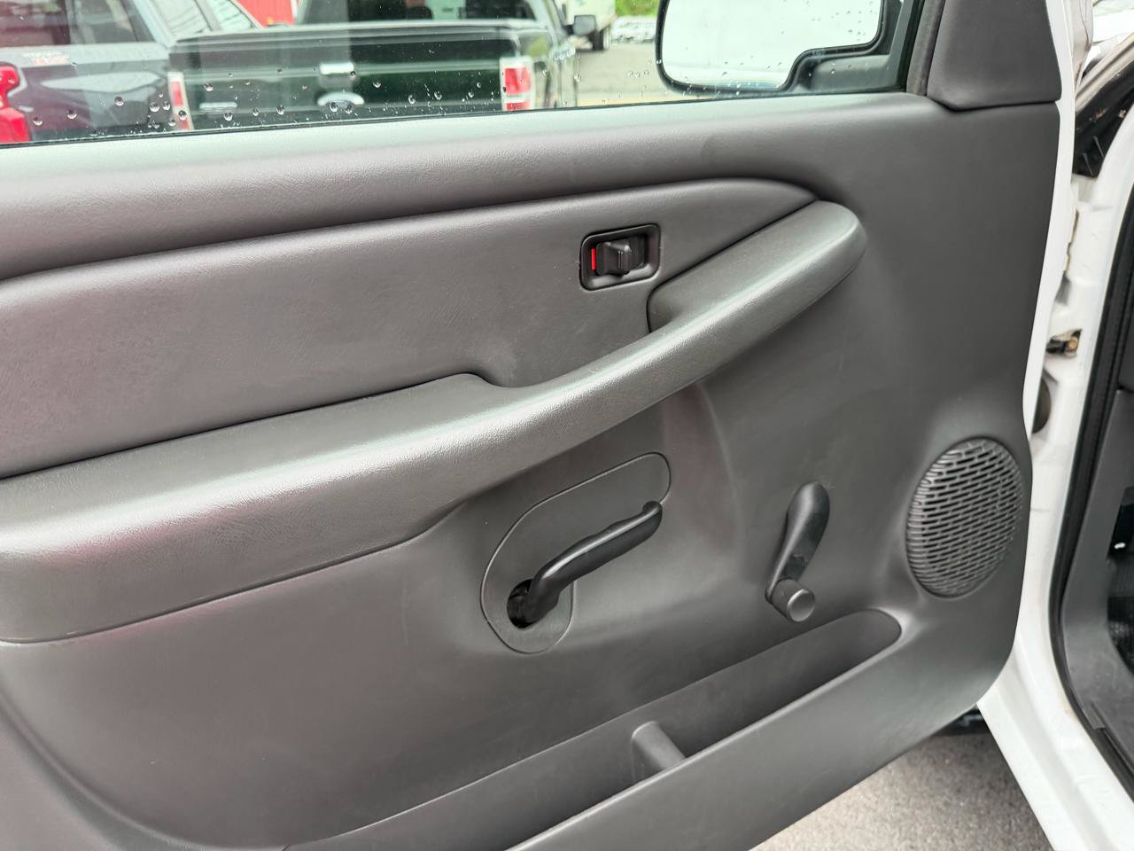 Used 2005 Chevrolet Silverado 2500 W/T AWD/4WD image 10