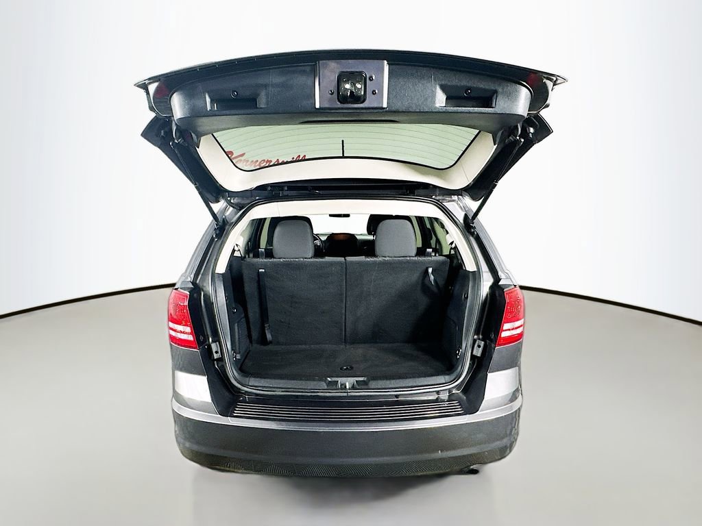 Used 2018 Dodge Journey SE image 28