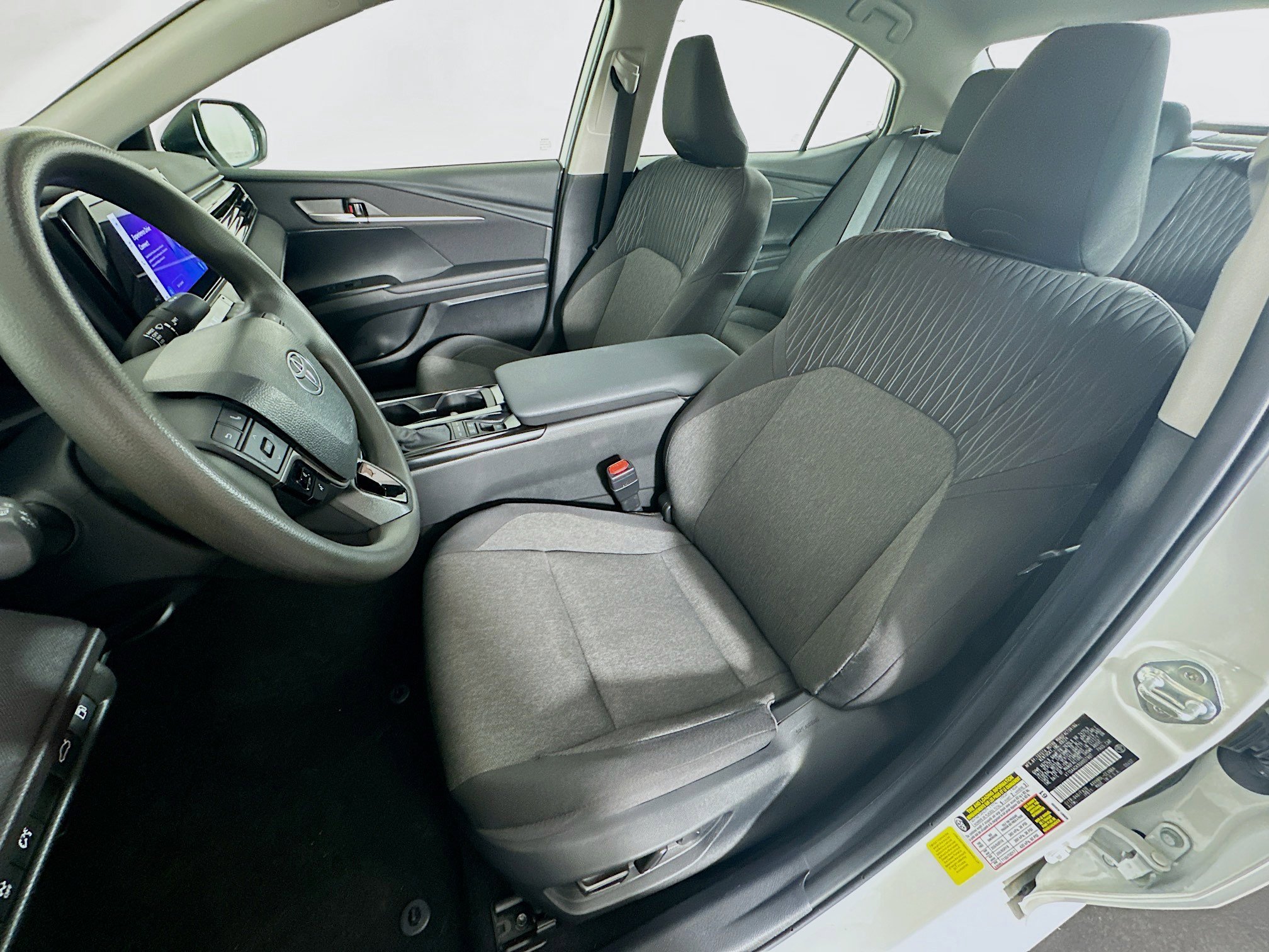 Used 2025 Toyota Camry LE image 13