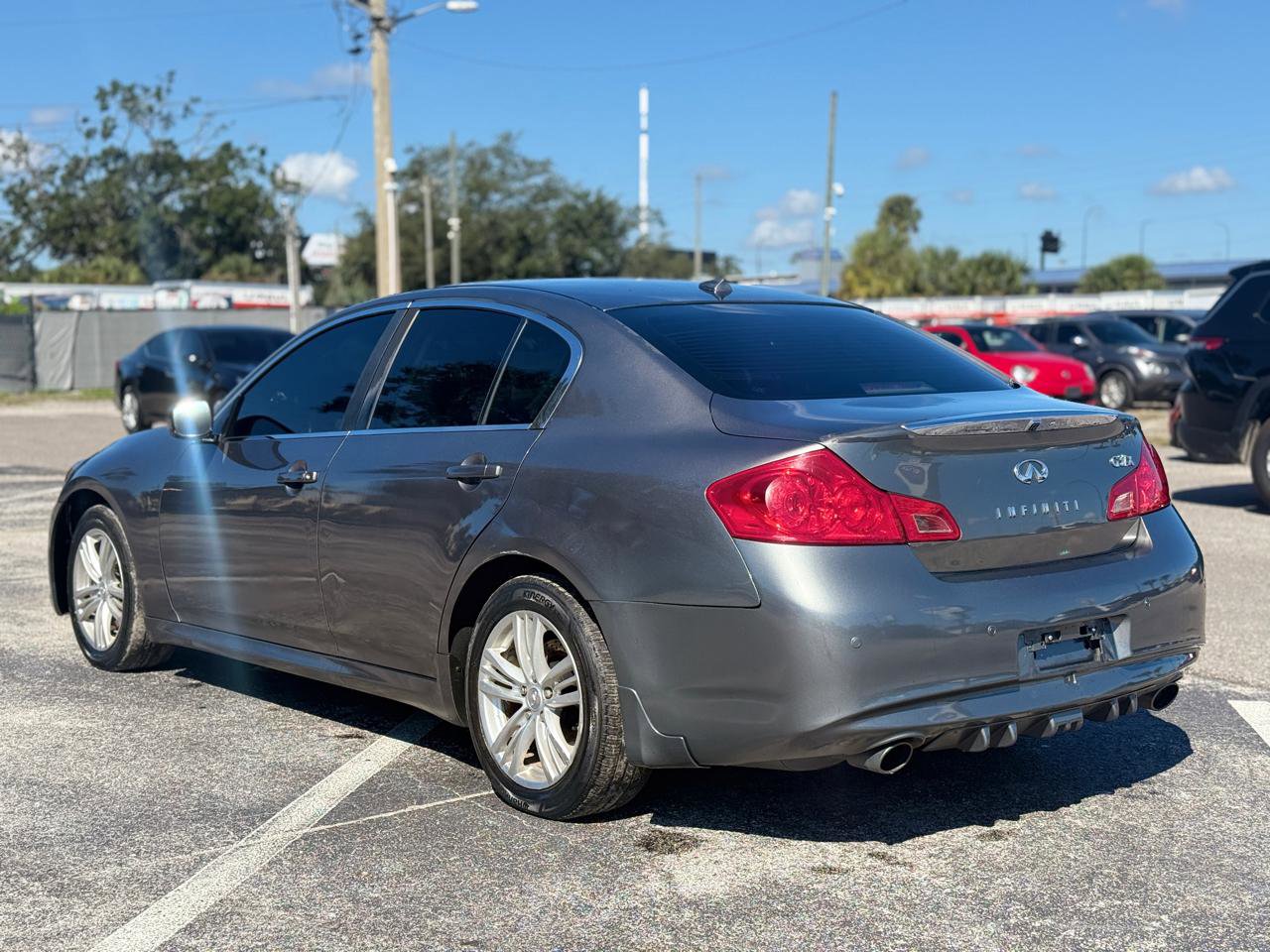 Used 2013 INFINITI G37 x w/ Premium Pkg AWD/4WD image 7