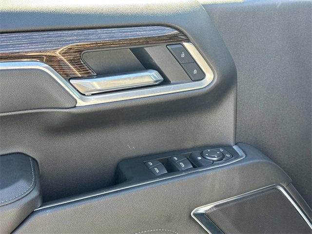 Used 2025 GMC Sierra 1500 SLE image 26