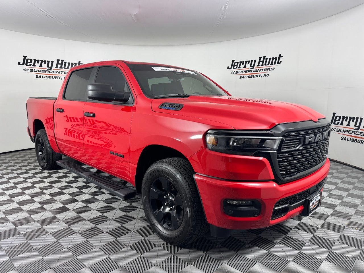 Used 2025 RAM 1500 Tradesman w/ Night Edition AWD/4WD image 5