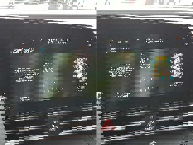 Certified 2024 Hyundai Elantra SEL w/ Convenience Package image 18