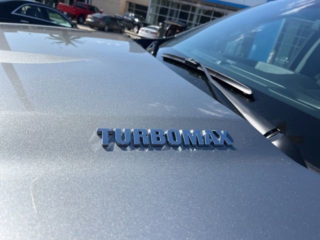 New 2026 Chevrolet Silverado 1500 Custom w/ LPO, Dark Essentials Package image 3