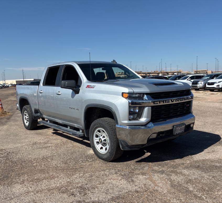 Used 2022 Chevrolet Silverado 2500 LT w/ Convenience Package image 6